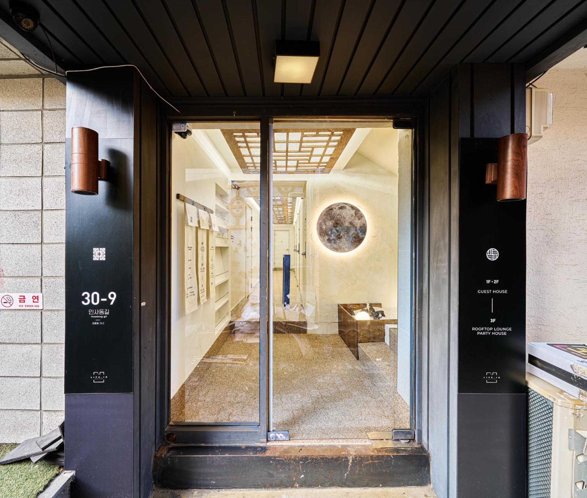 Life In Insa Hostel Seoul Exterior photo