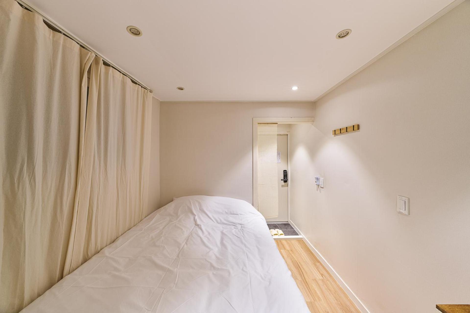 Life In Insa Hostel Seoul Exterior photo